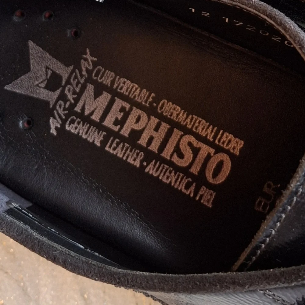 Mephisto Air Relax Black Leather Lace-Up Low Top Comfy Shoes Women Size 9.5